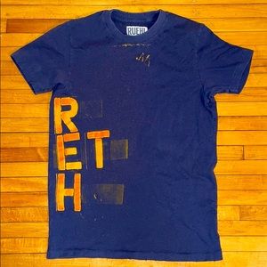 Ruehl Men’s T Shirt - Small